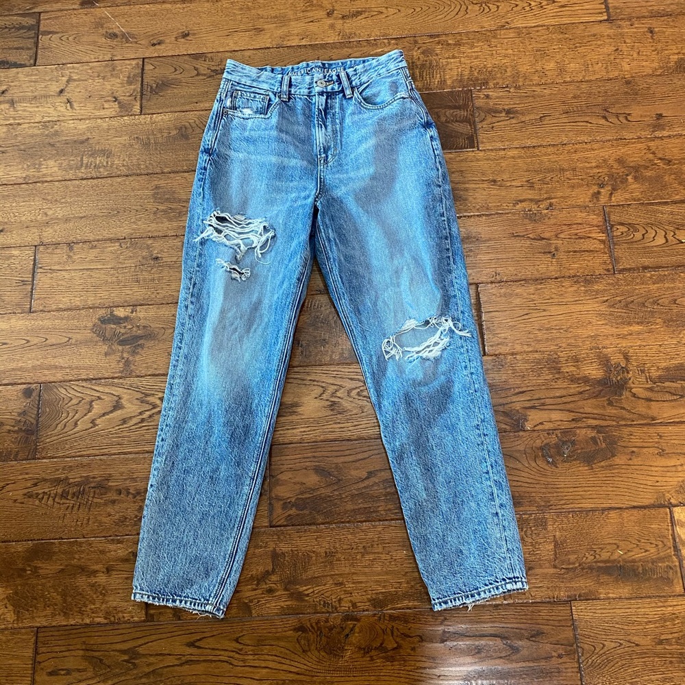American Eagle Curvy Mom Jeans